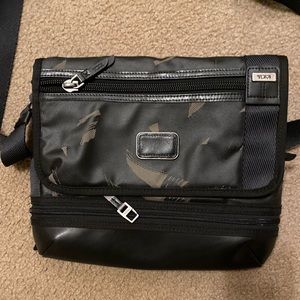 Tumi crossbody black and green camo expandable
